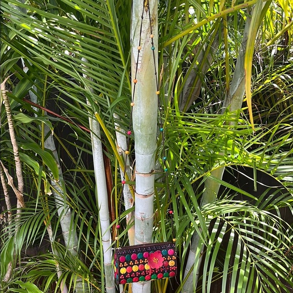 Handmade Beaded Purse - Picture 2 of 9